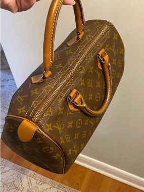 Rare Louis Vuitton Vintage (70s) Speedy Satchel By The French Company